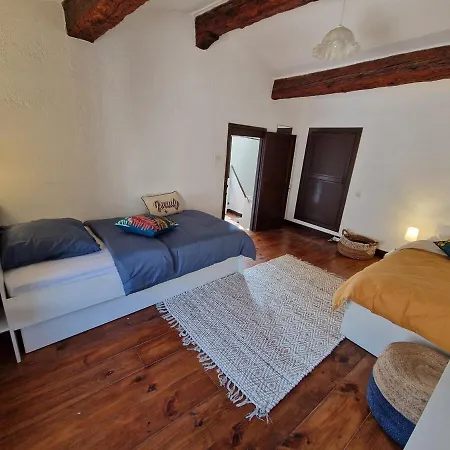 Very Charming Capendu